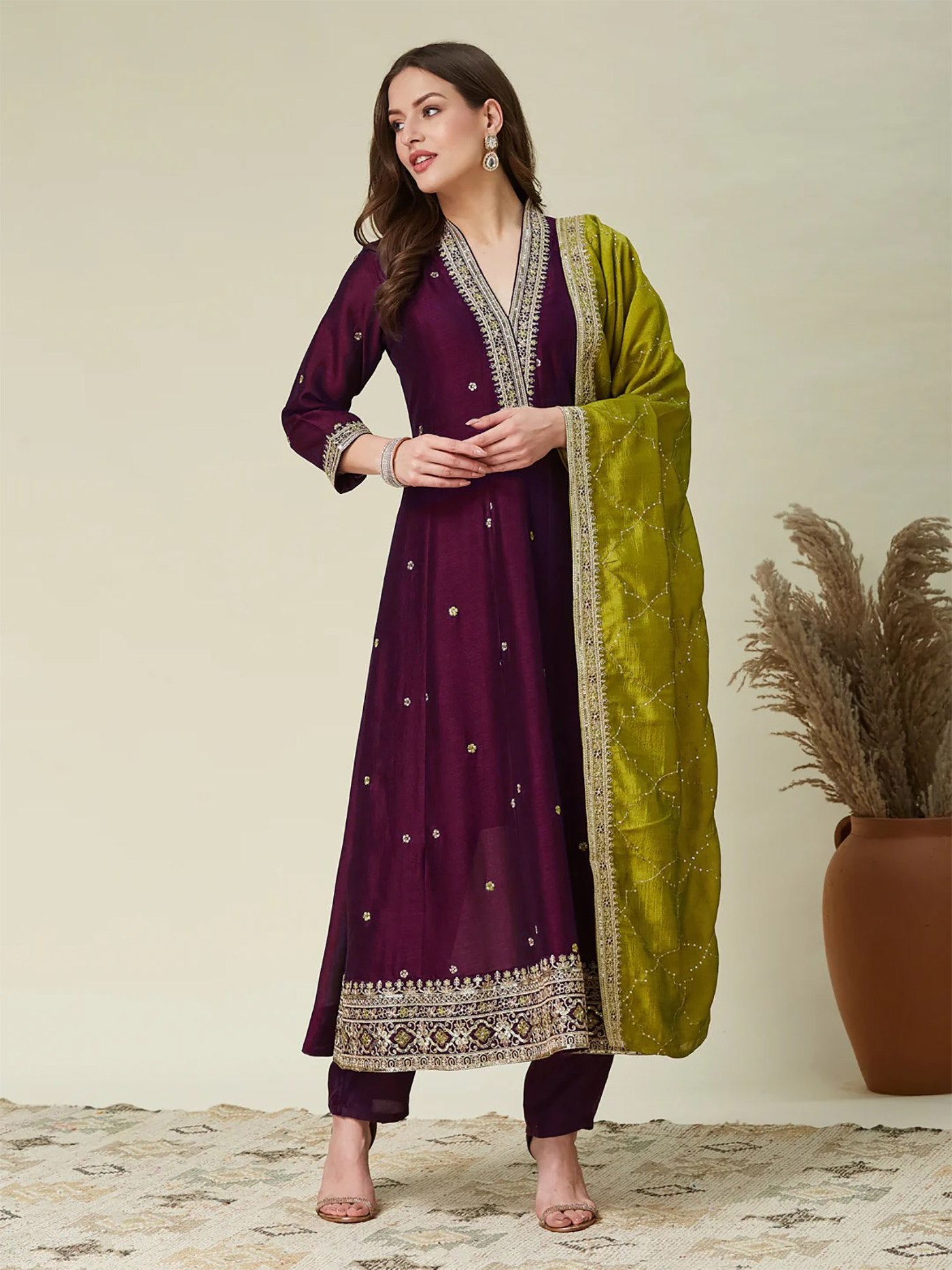 Women's Embroidered Vichitra Kurta Pant Set with Embroidered Lace Border Dupatta