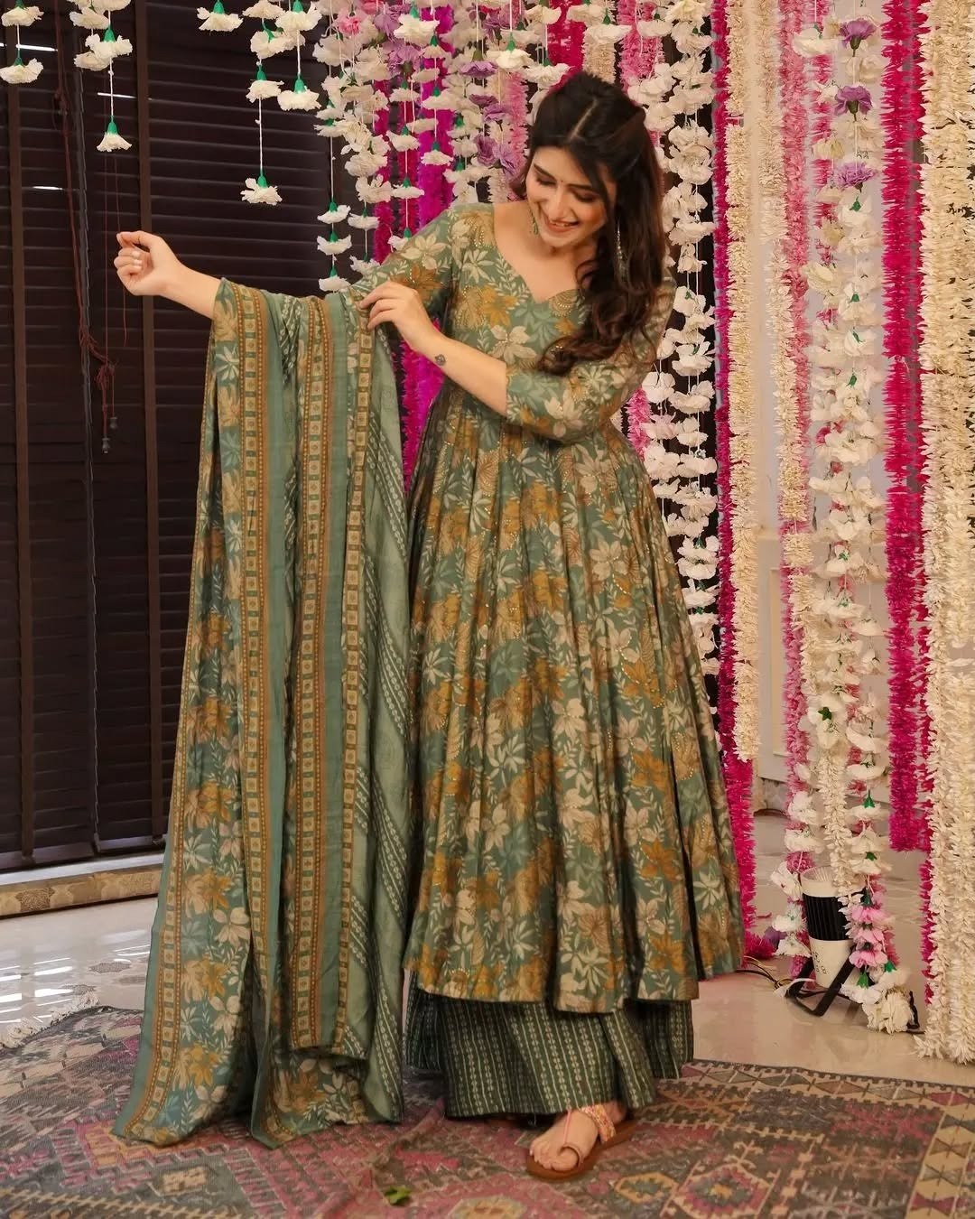Women's Green Printed Rayon Slub Anarkali Pant Dupatta Set with Chanderi Dupatta