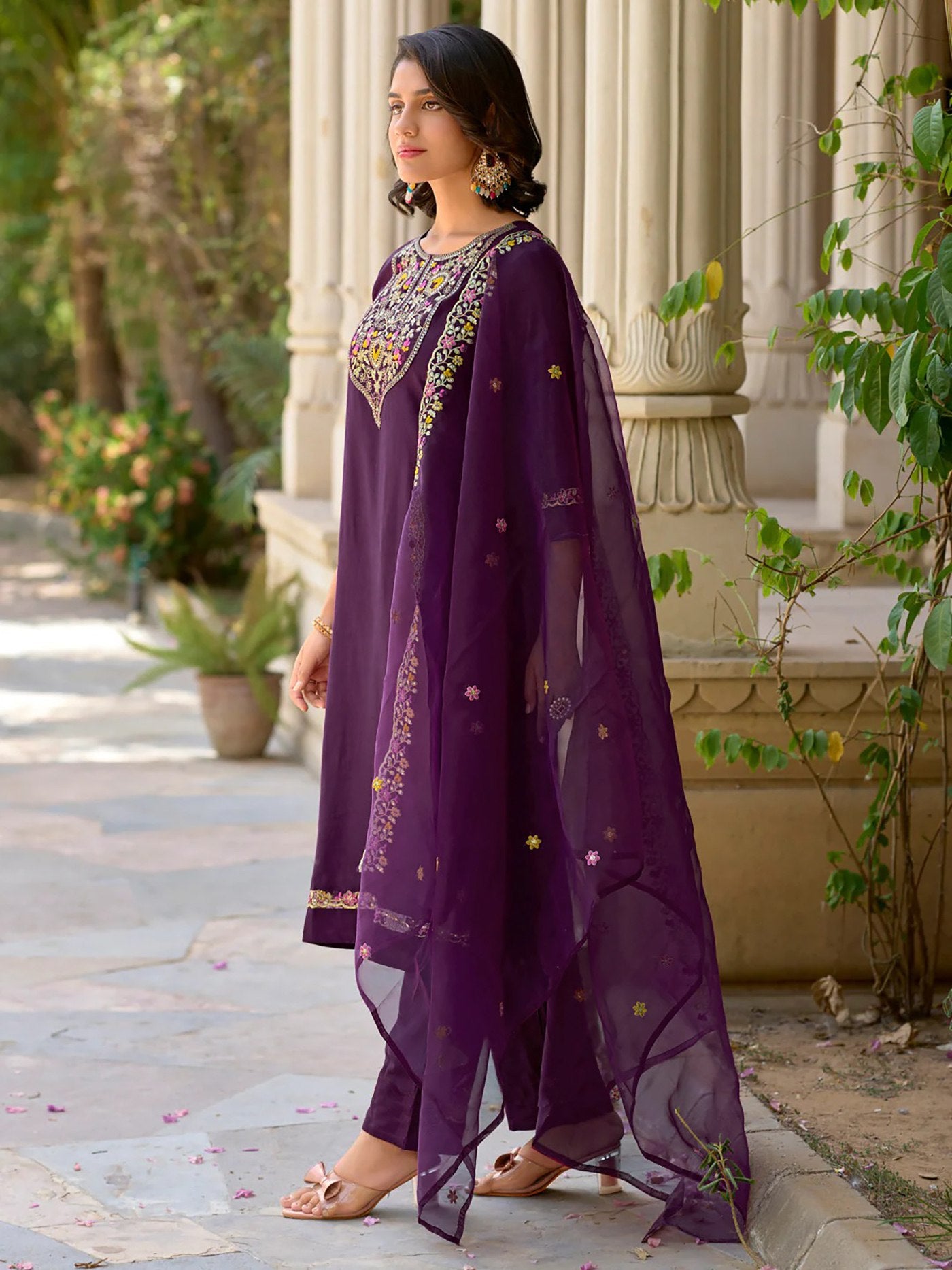 Women's Purple Embroidered Tesla Kurta Pant Dupatta Set
