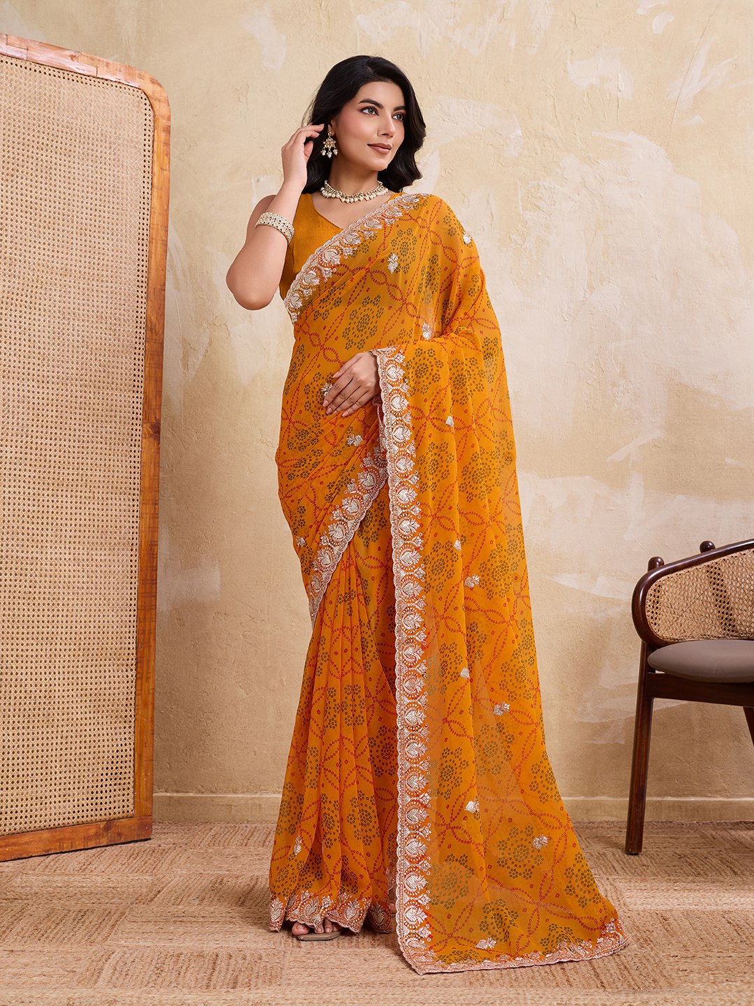 Women's Bandhej Print Georgette Saree with Cutwork Lace Border