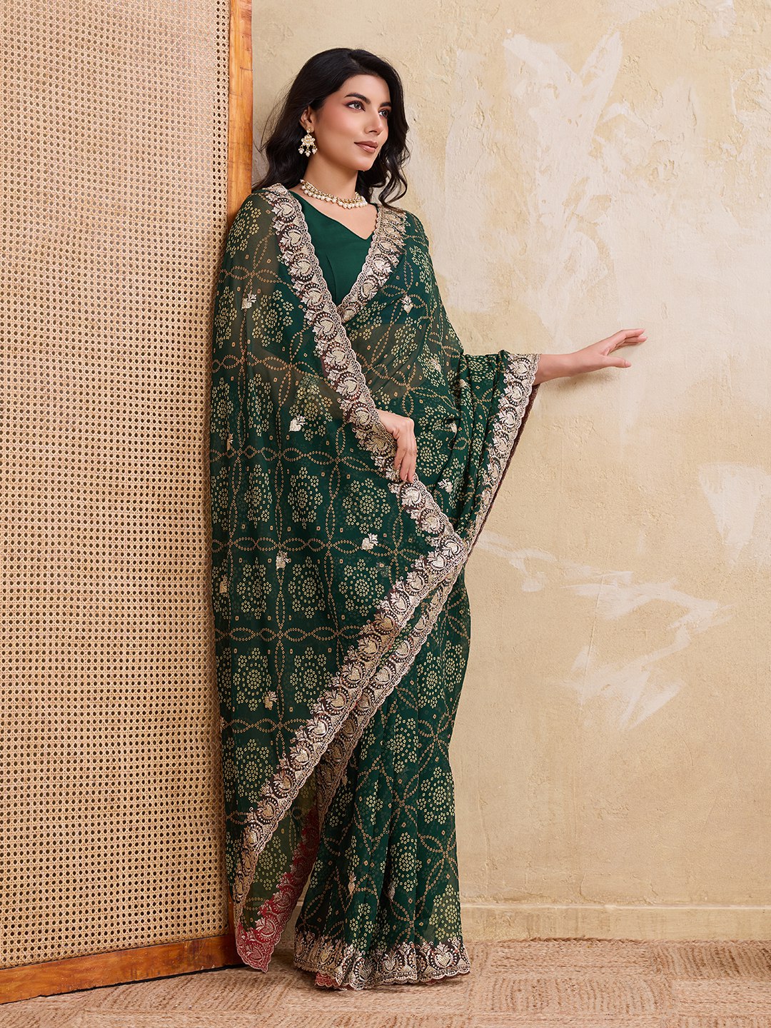 Women's Georgette Bandhej Print Saree with Cutwork Border and Blouse
