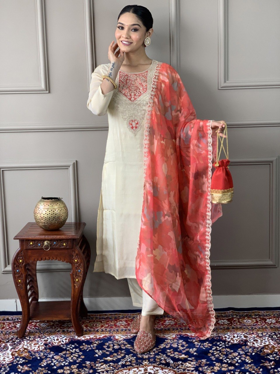 Chanderi Embroidered Kurta Pant Set with Dupatta | Ready to Wear Ethnic Wear for Women | Party Wear Embroidery Kurta Set