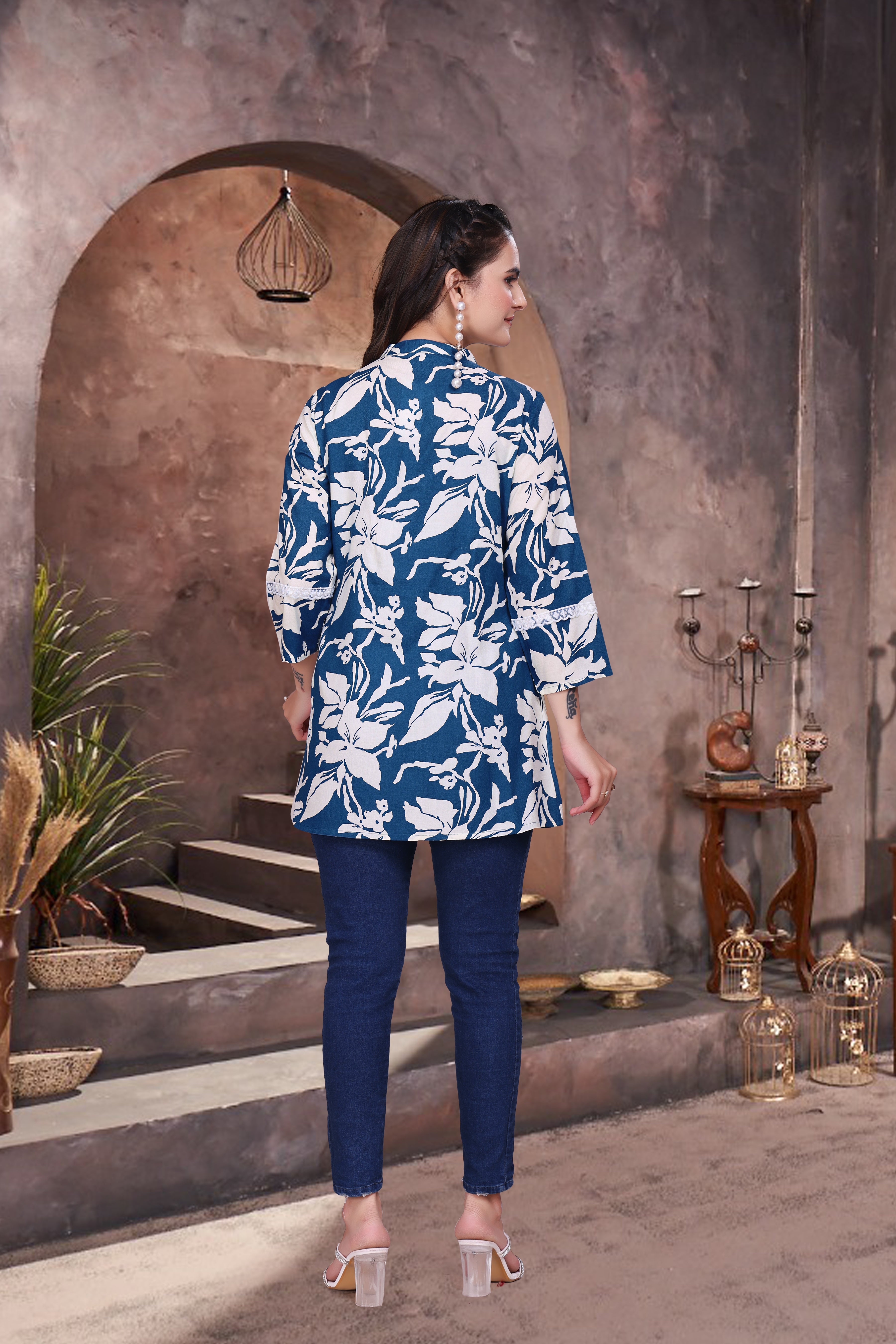 Printed Rayon Short Kurti with V Neck