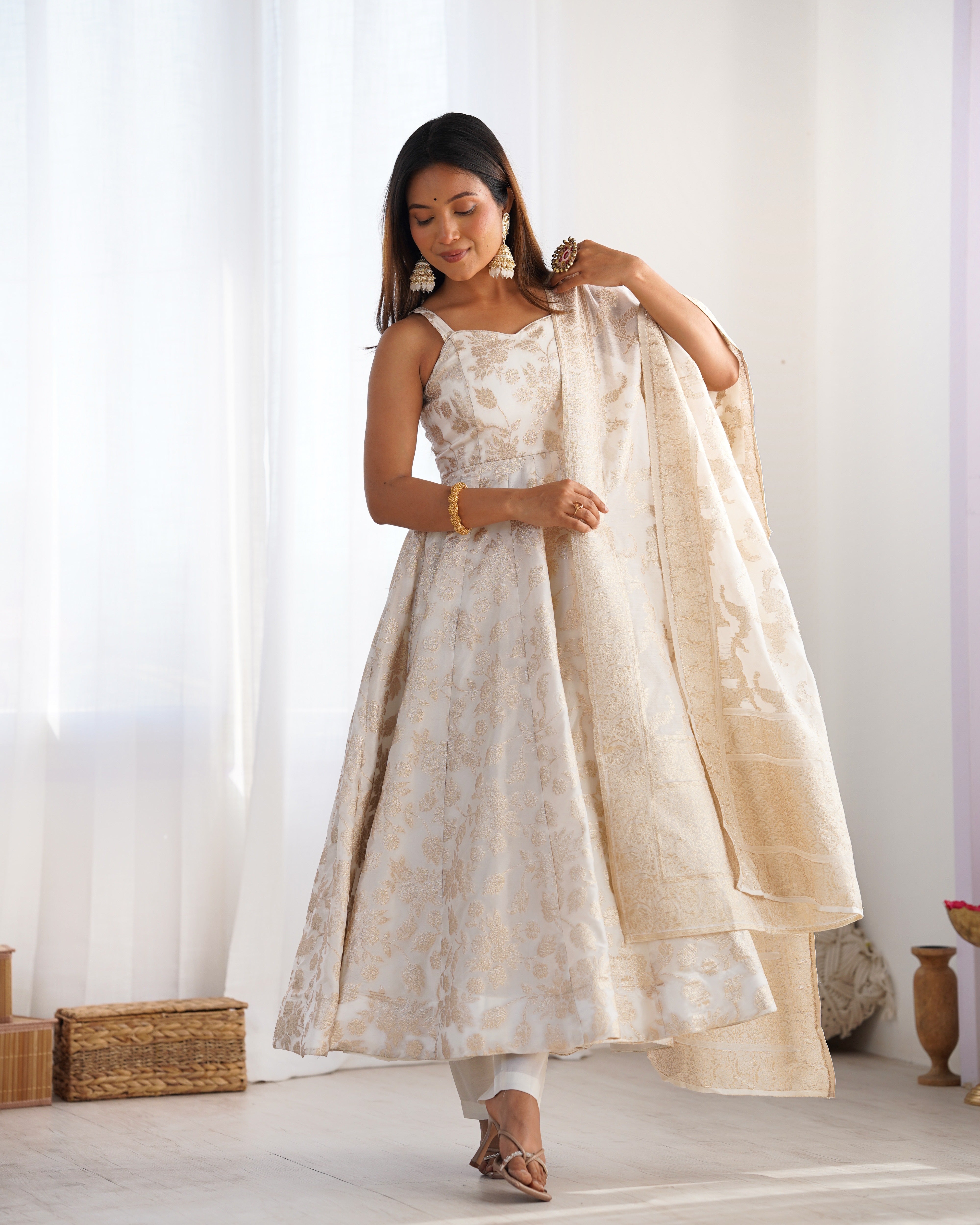 Banarasi Jacquard Dola Silk Flared Anarkali Suit Set with Dupatta and Pant