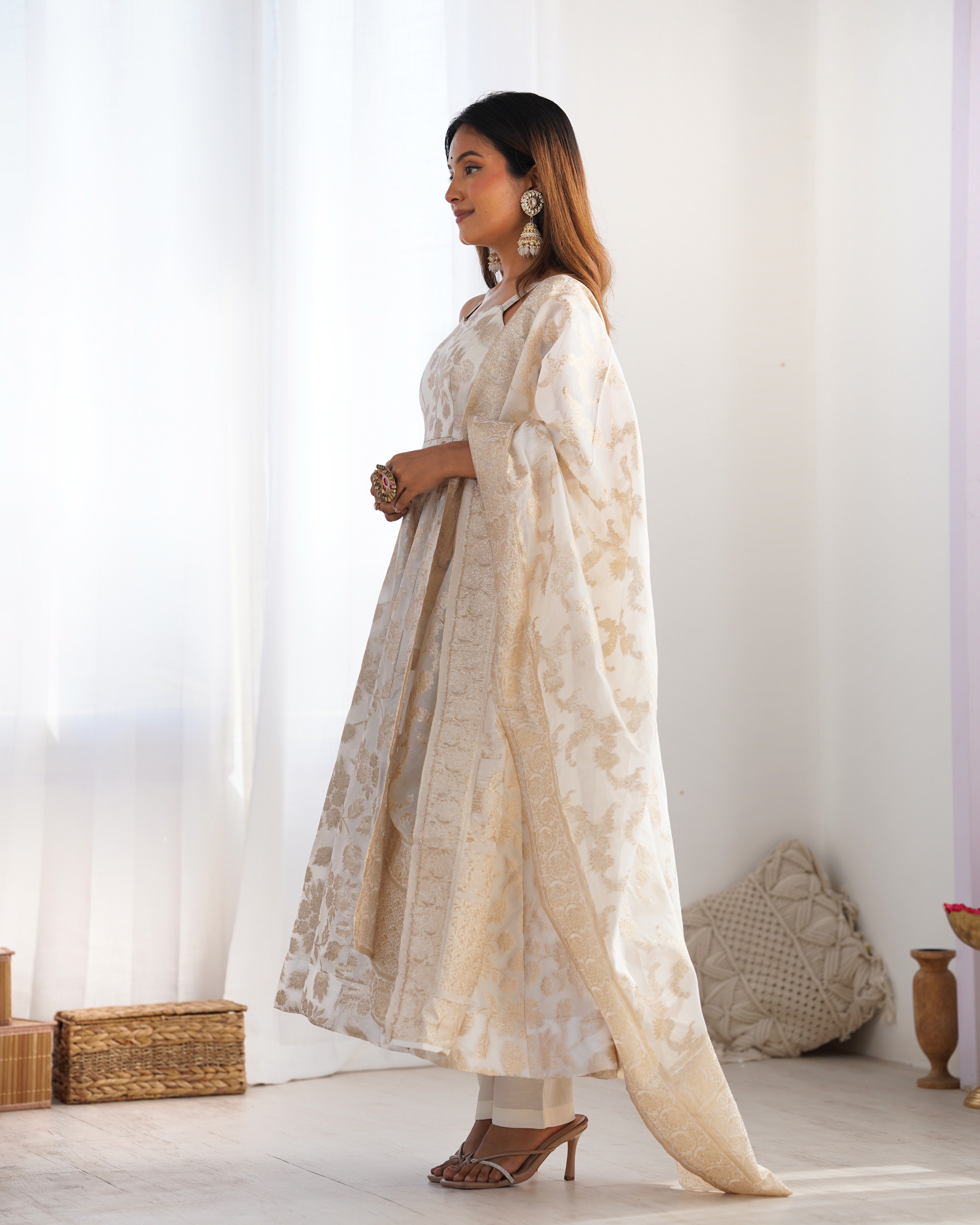 Banarasi Jacquard Dola Silk Flared Anarkali Suit Set with Dupatta and Pant