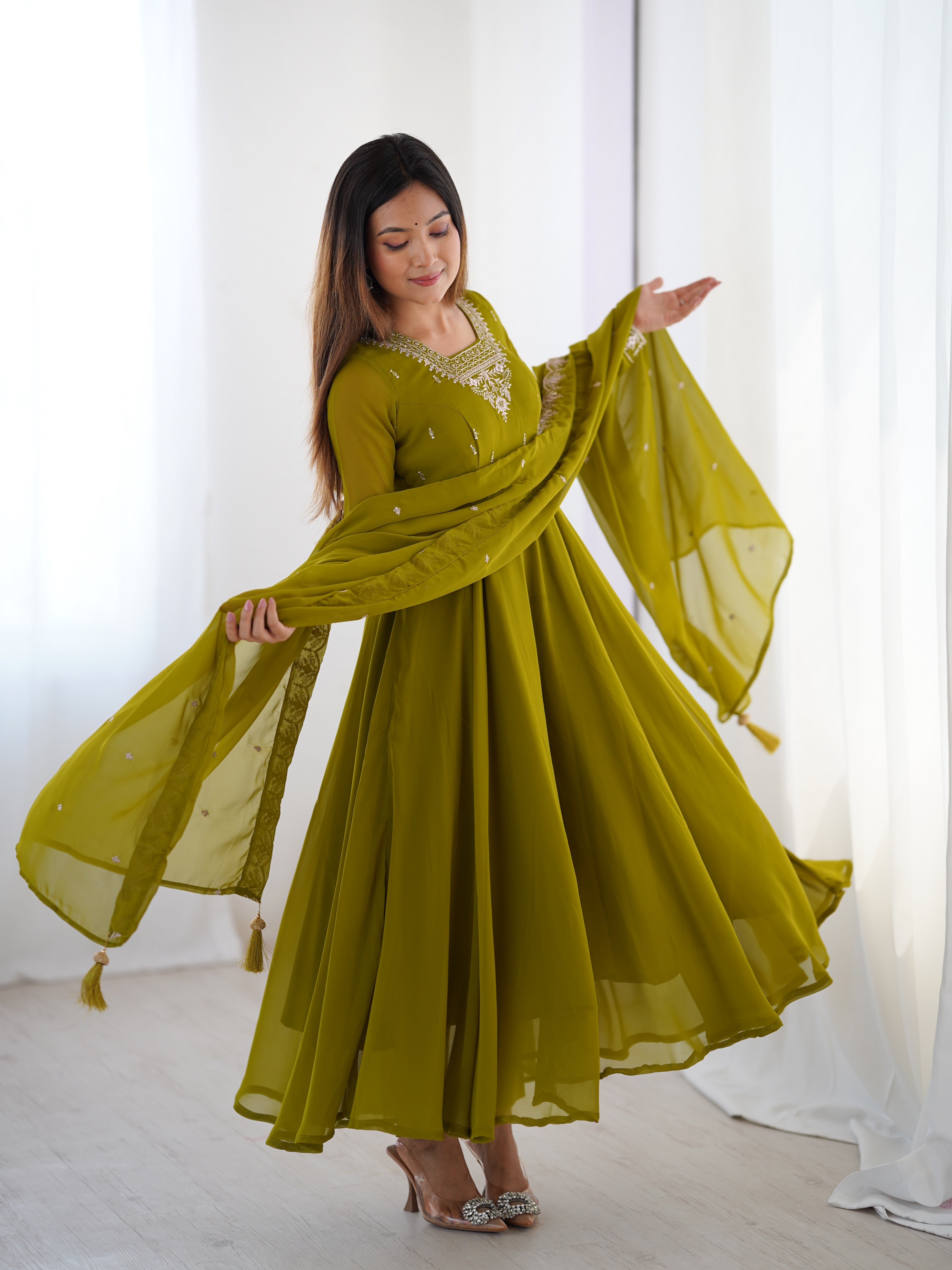 Women's Soft Fox Georgette Anarkali Pant Dupatta Set with Beads and Zari Work