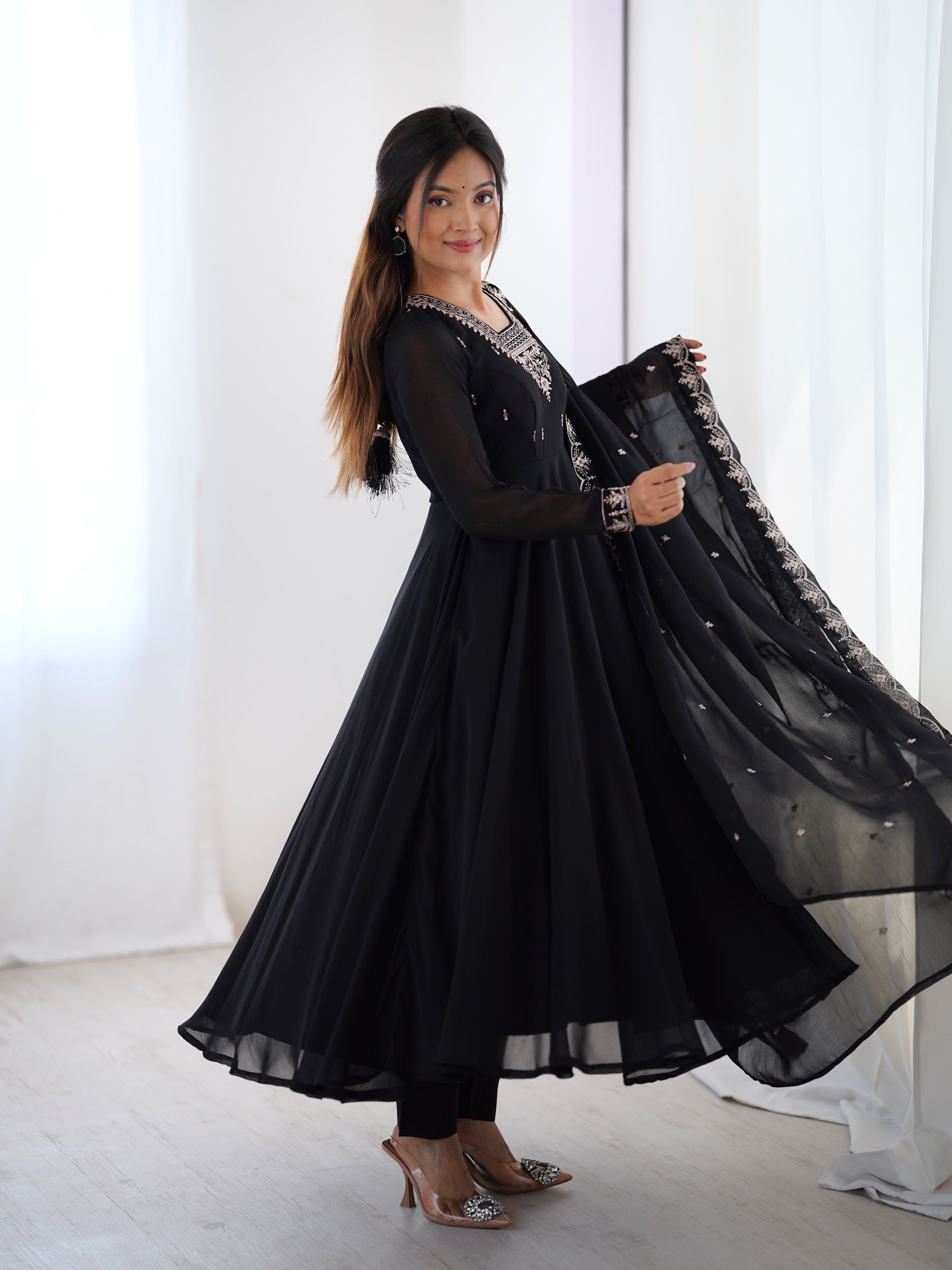 Women's Soft Fox Georgette Anarkali Pant Dupatta Set with Beads and Zari Work