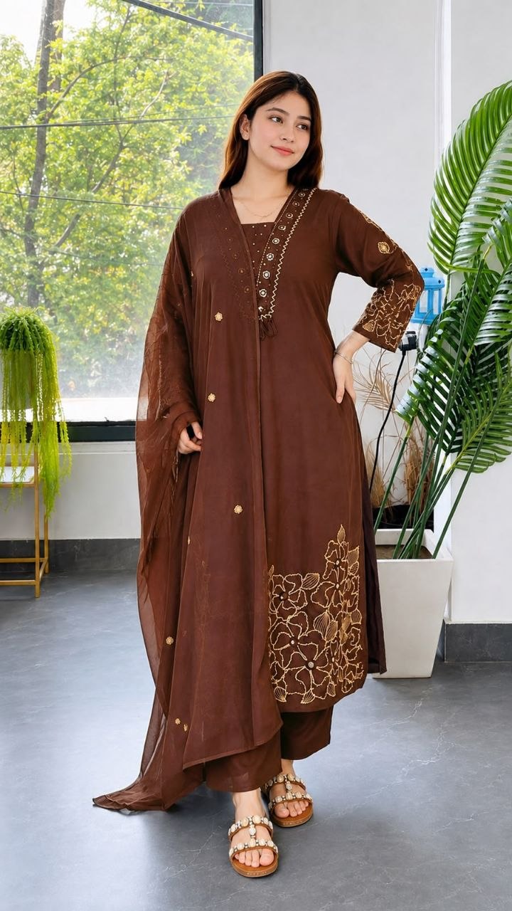 Premium Roman Silk Embroidered Kurta Pant Set with Chanderi Silk Dupatta