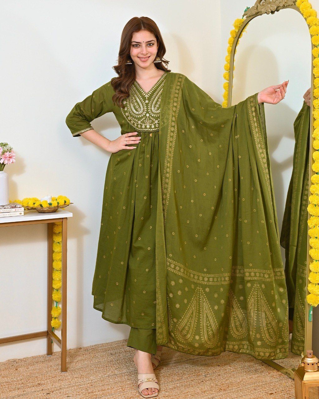 Women's Mul Chanderi Embroidered Kurta Pant Set with Printed Dupatta Party Wear Ethnic Suit
