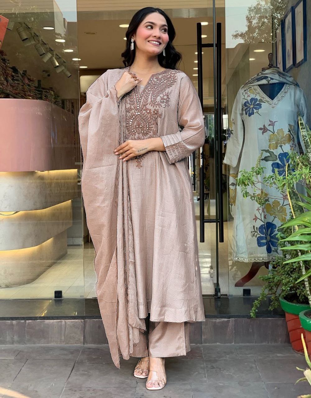 Premium Roman Silk Embroidered Kurta Pant Set with Chanderi Silk Dupatta