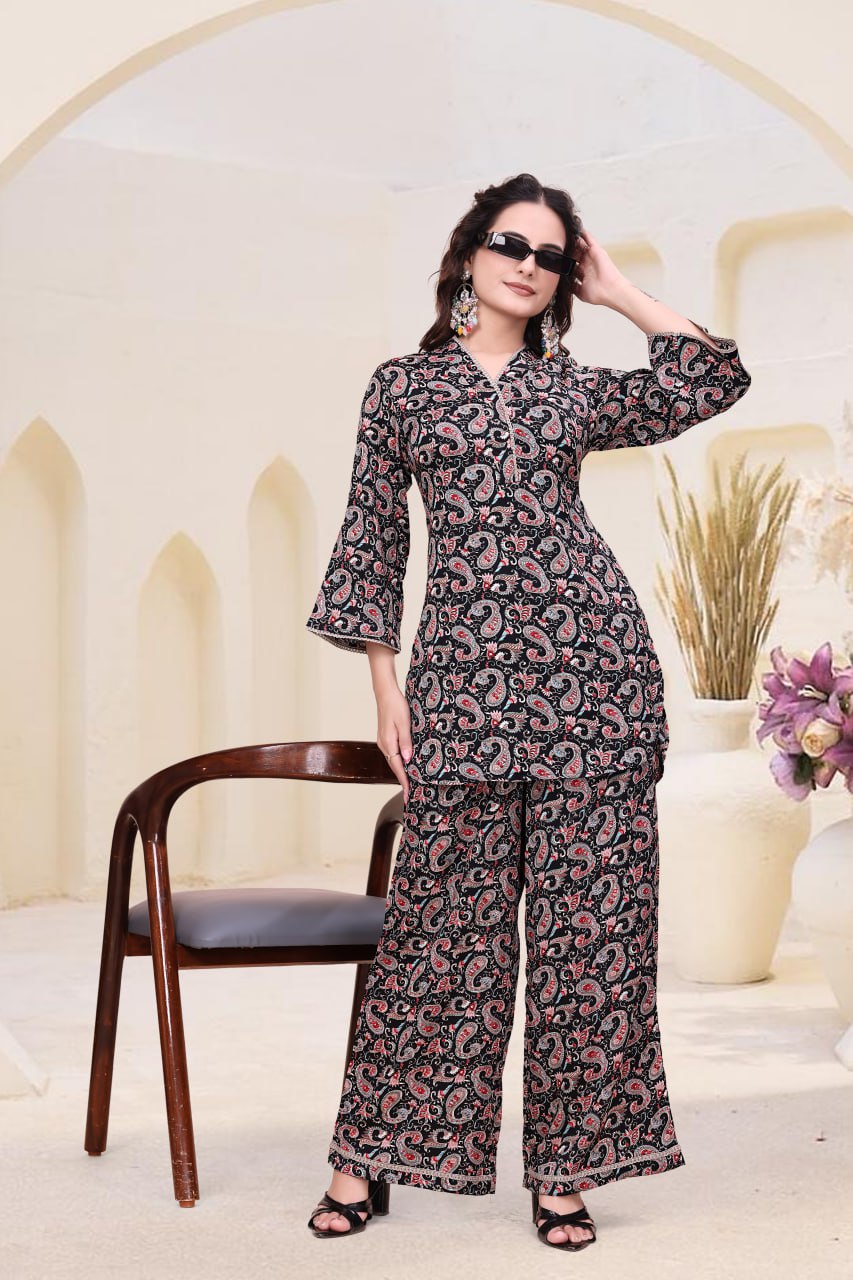 Printed Delta Fabric Co-Ord Set with V Neck