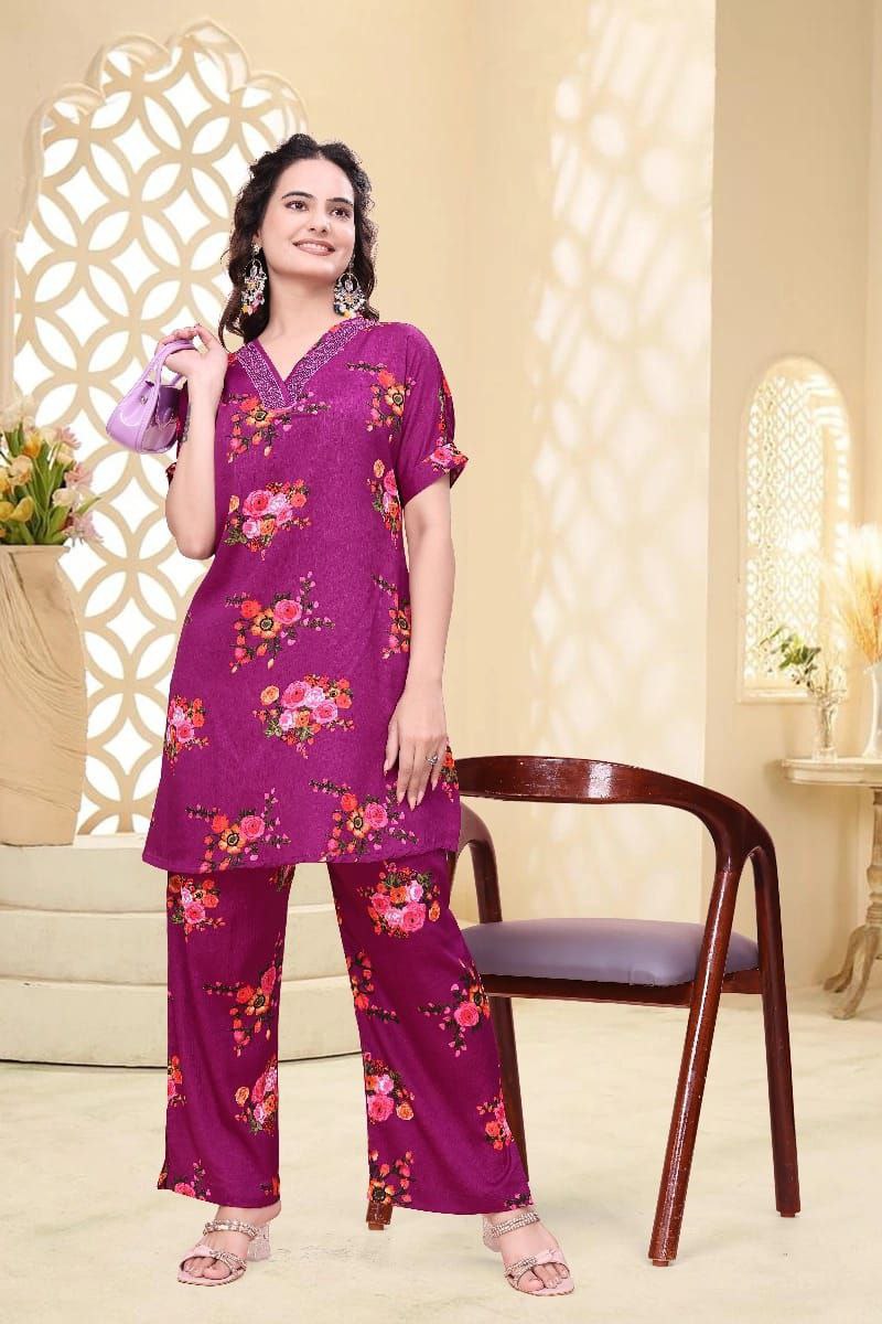 Paisley Printed Delta Fabric Co-Ord Set with V Neck