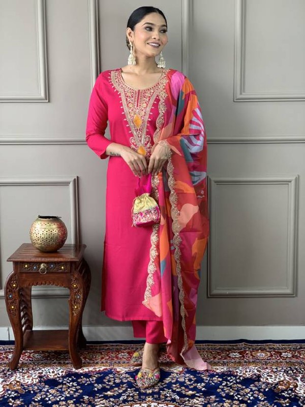Women's Embroidered Viscose Chanderi Kurta Pant Set with Chinon Dupatta