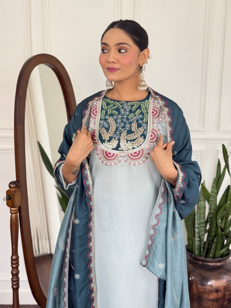 Women's Embroidered PV Chanderi Kurta Pant Set with Silk Dupatta