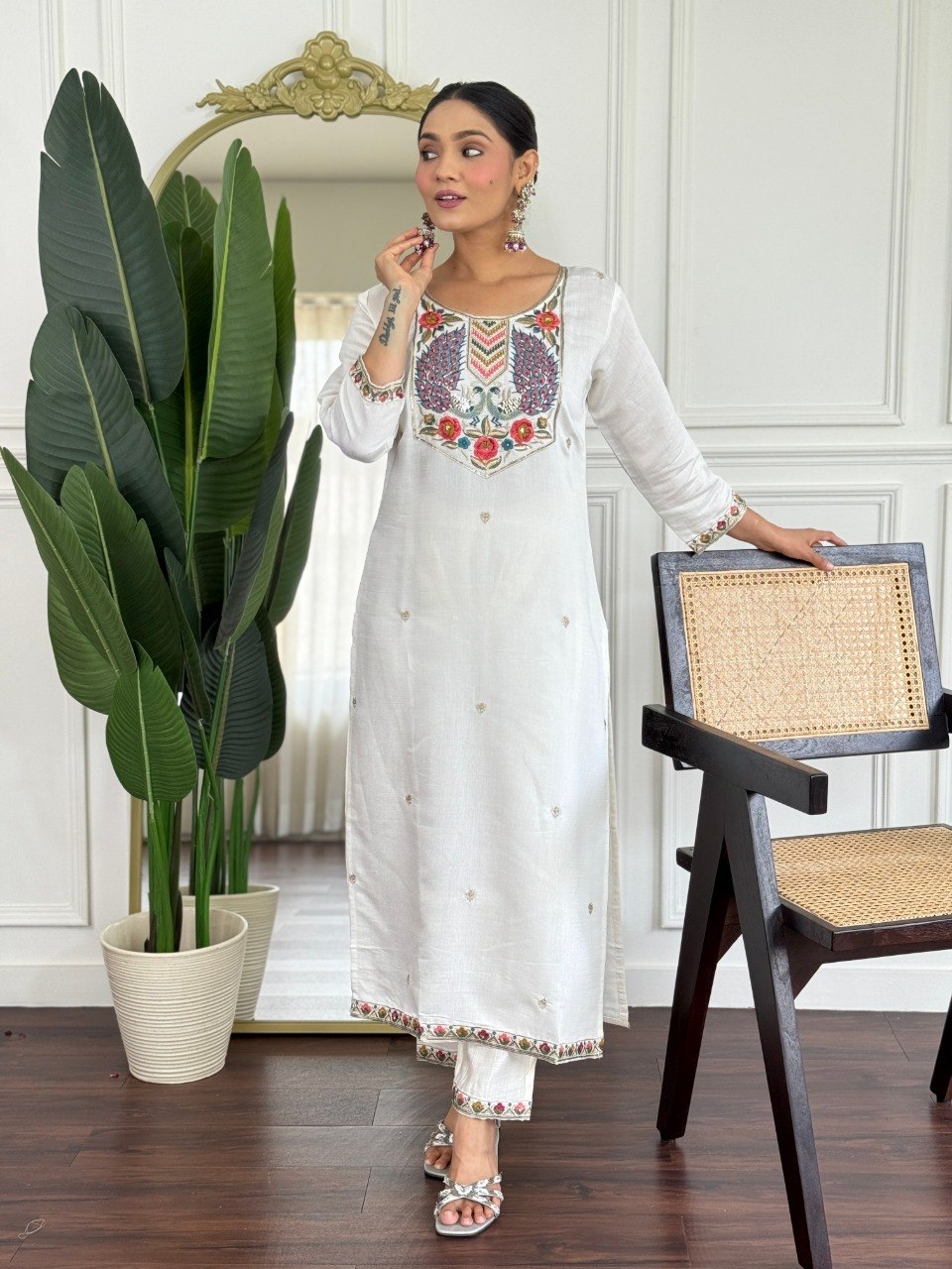 Women’s White Embroidered PV Chanderi Kurta Set with Organza Dupatta | Party Wear Ethnic Kurti Palazzo Set