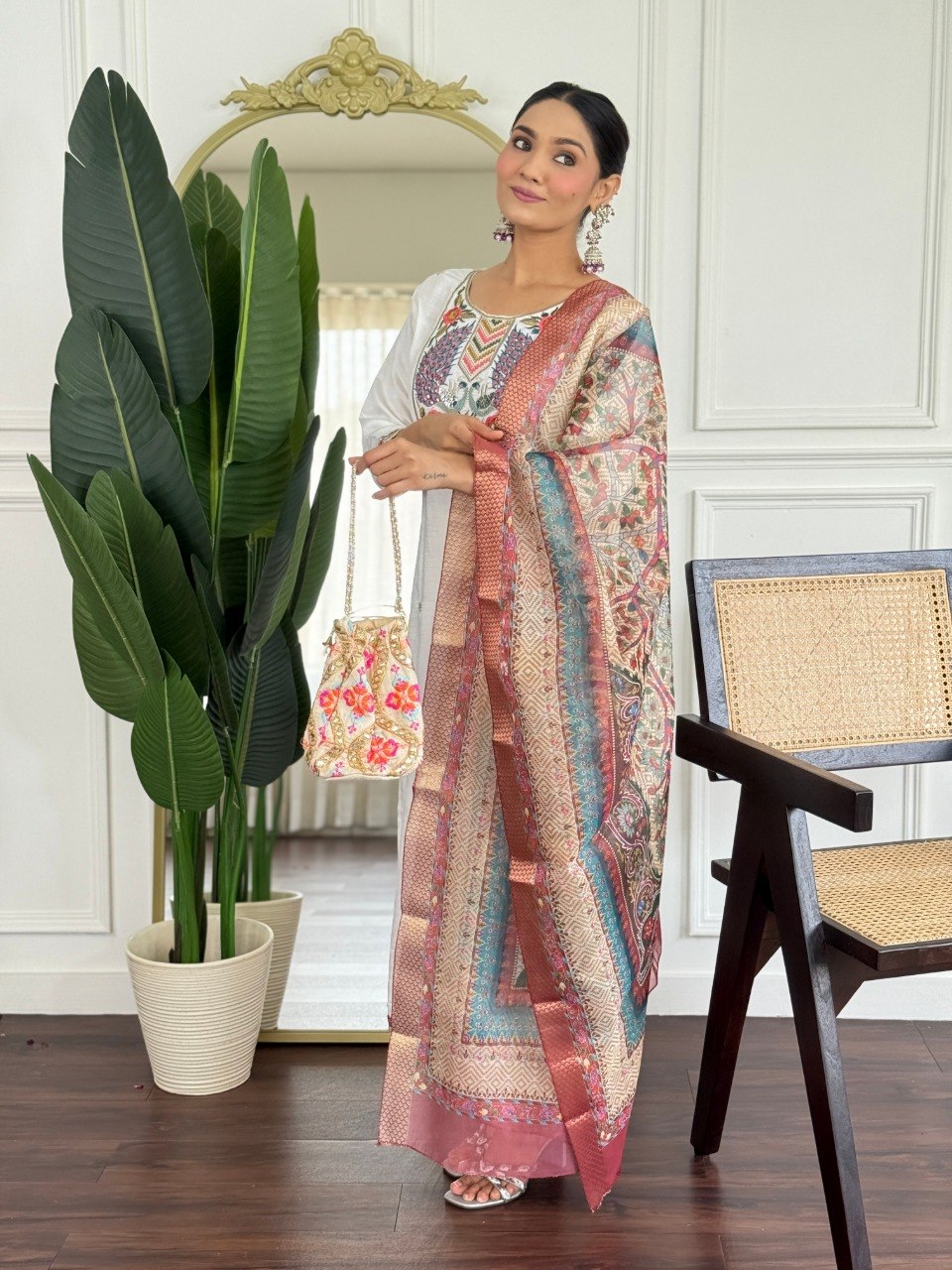 Women’s White Embroidered PV Chanderi Kurta Set with Organza Dupatta | Party Wear Ethnic Kurti Palazzo Set
